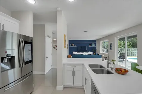 1070 Bluewood Terrace Weston FL 33327