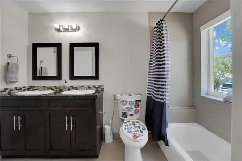 1070 Bluewood Terrace Weston FL 33327