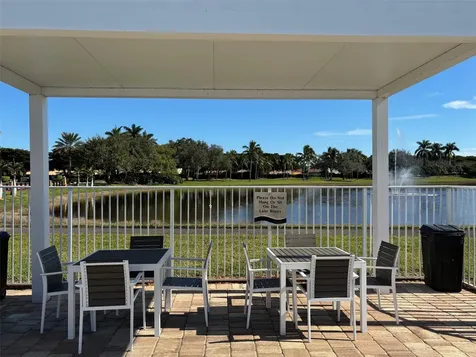 1070 Bluewood Terrace Weston FL 33327
