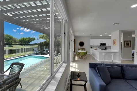 1070 Bluewood Terrace Weston FL 33327