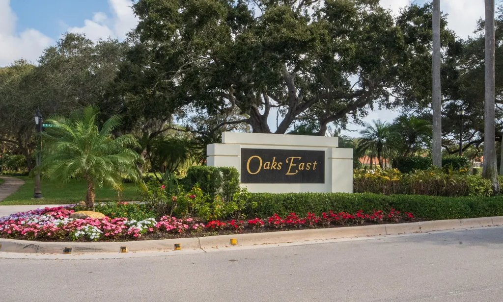 191 E Tall Oaks Circle Palm Beach Gardens FL 33410