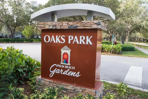 191 E Tall Oaks Circle Palm Beach Gardens FL 33410