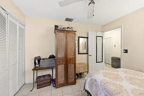 2118 Discovery Circle W Deerfield Beach FL 33442