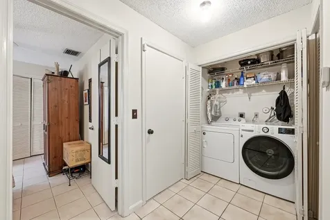 2118 Discovery Circle W Deerfield Beach FL 33442