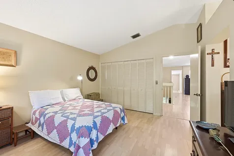 2118 Discovery Circle W Deerfield Beach FL 33442