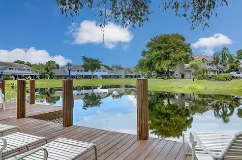 2118 Discovery Circle W Deerfield Beach FL 33442