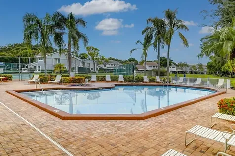 2118 Discovery Circle W Deerfield Beach FL 33442