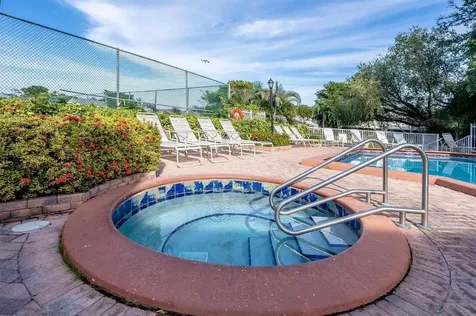 2118 Discovery Circle W Deerfield Beach FL 33442