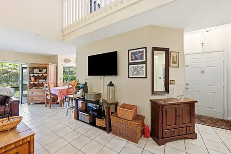 2118 Discovery Circle W Deerfield Beach FL 33442