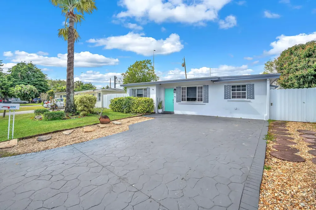 404 S 62nd Terrace Hollywood FL 33023