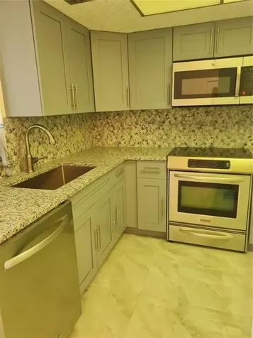 5570 NW 44th Street Lauderhill FL 33319
