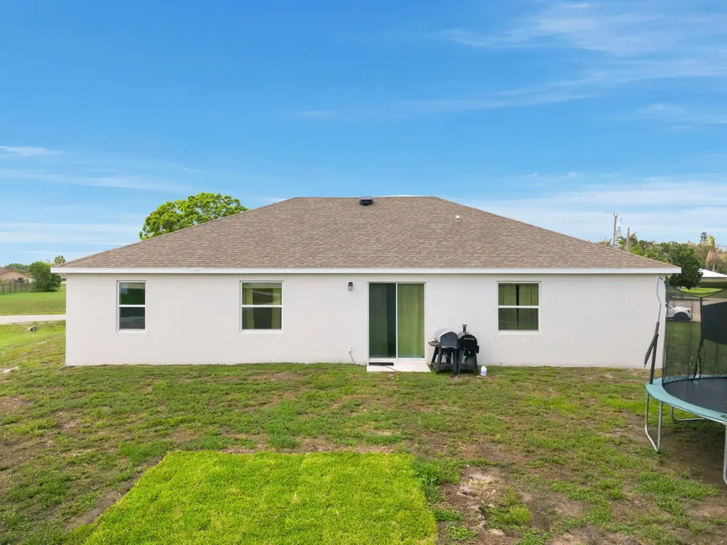 201 SW North Wakefield Circle Port St Lucie FL 34953