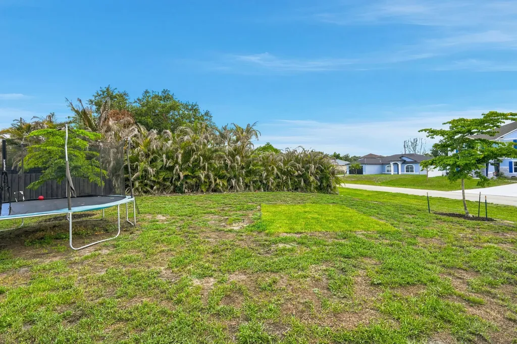 201 SW North Wakefield Circle Port St Lucie FL 34953