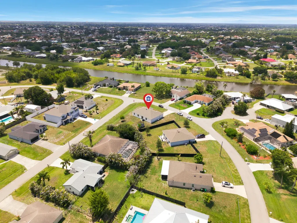 201 SW North Wakefield Circle Port St Lucie FL 34953