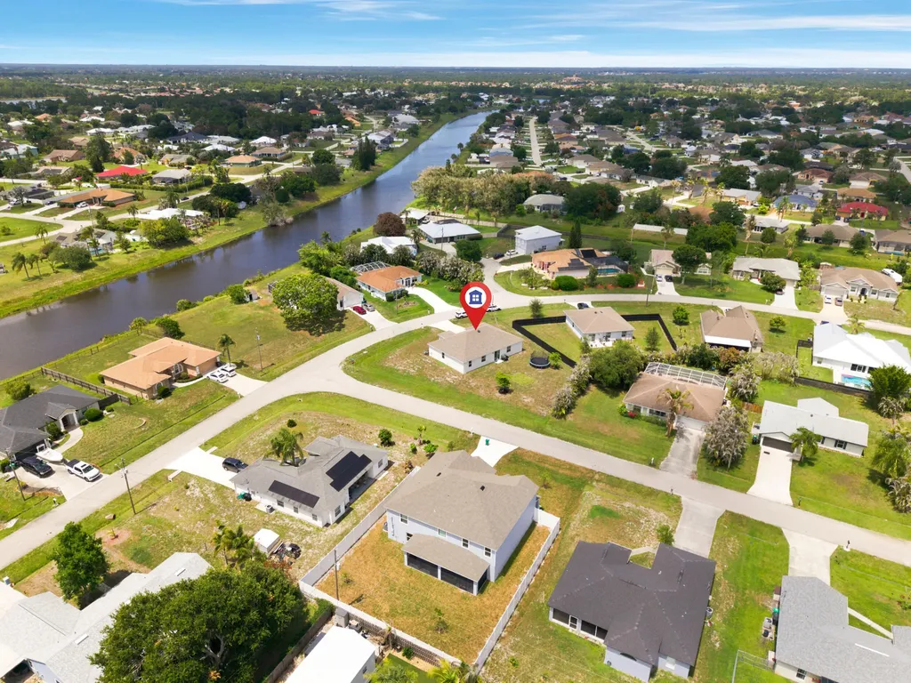 201 SW North Wakefield Circle Port St Lucie FL 34953