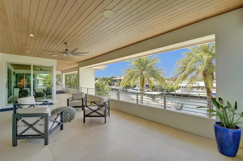 2718 NE 17th Street Fort Lauderdale FL 33305