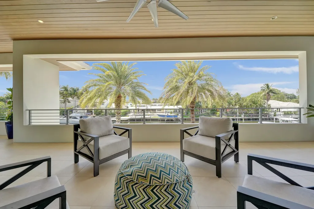 2718 NE 17th Street Fort Lauderdale FL 33305