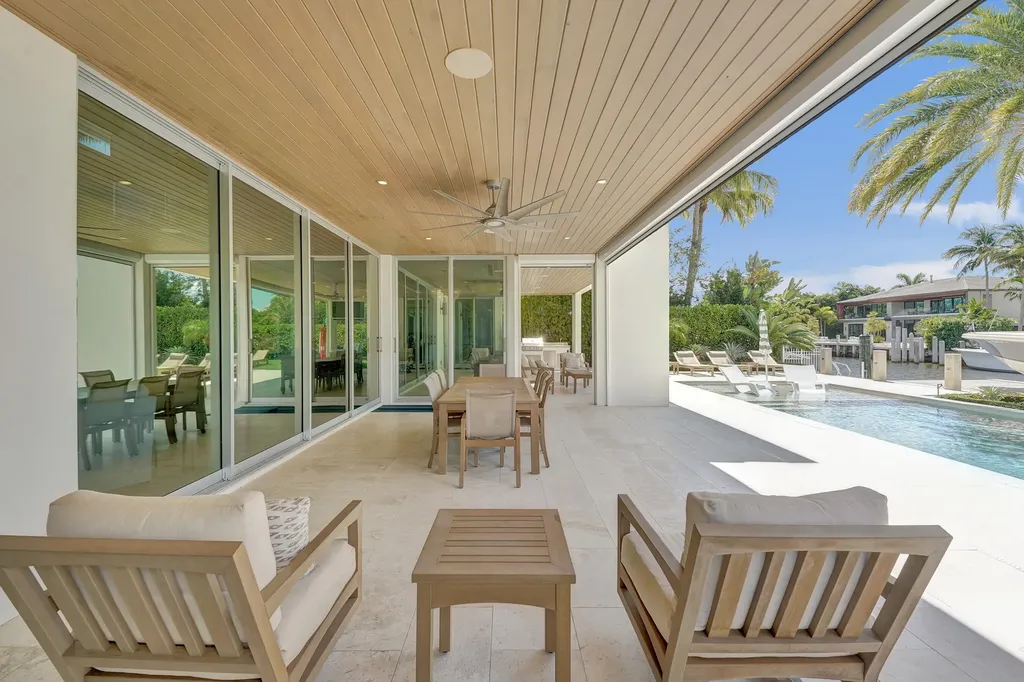 2718 NE 17th Street Fort Lauderdale FL 33305
