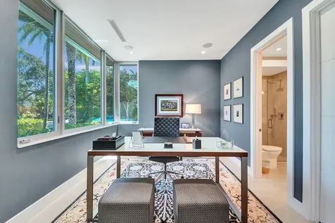 2718 NE 17th Street Fort Lauderdale FL 33305