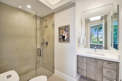 2718 NE 17th Street Fort Lauderdale FL 33305