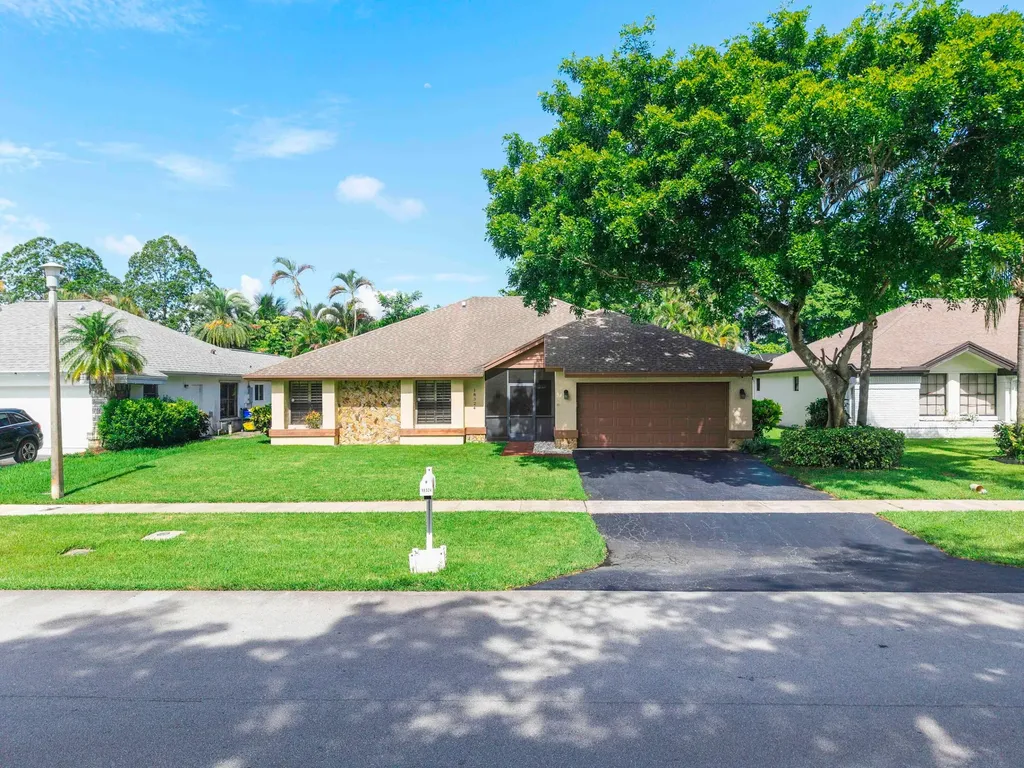18324 181st Circle S Boca Raton FL 33498