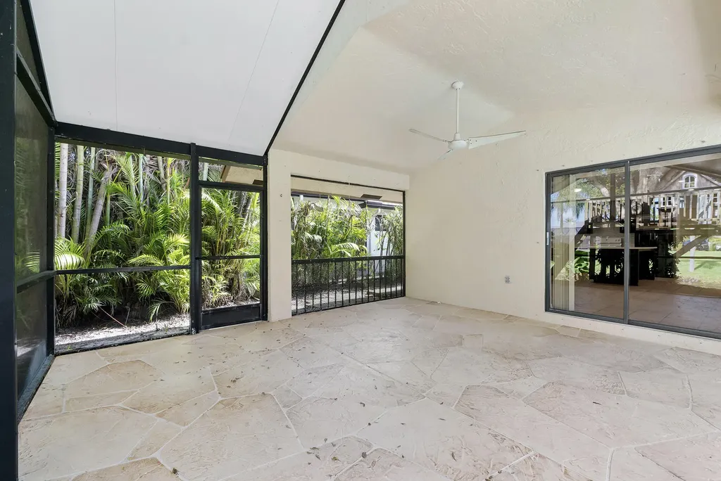 18324 181st Circle S Boca Raton FL 33498