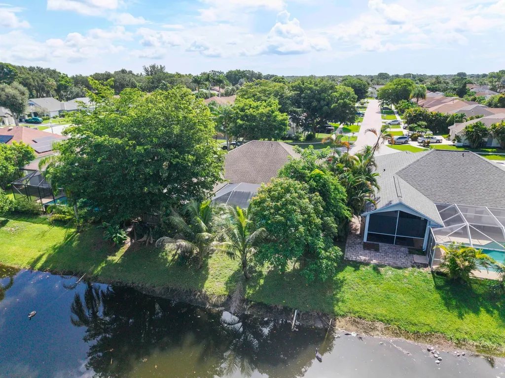 18324 181st Circle S Boca Raton FL 33498