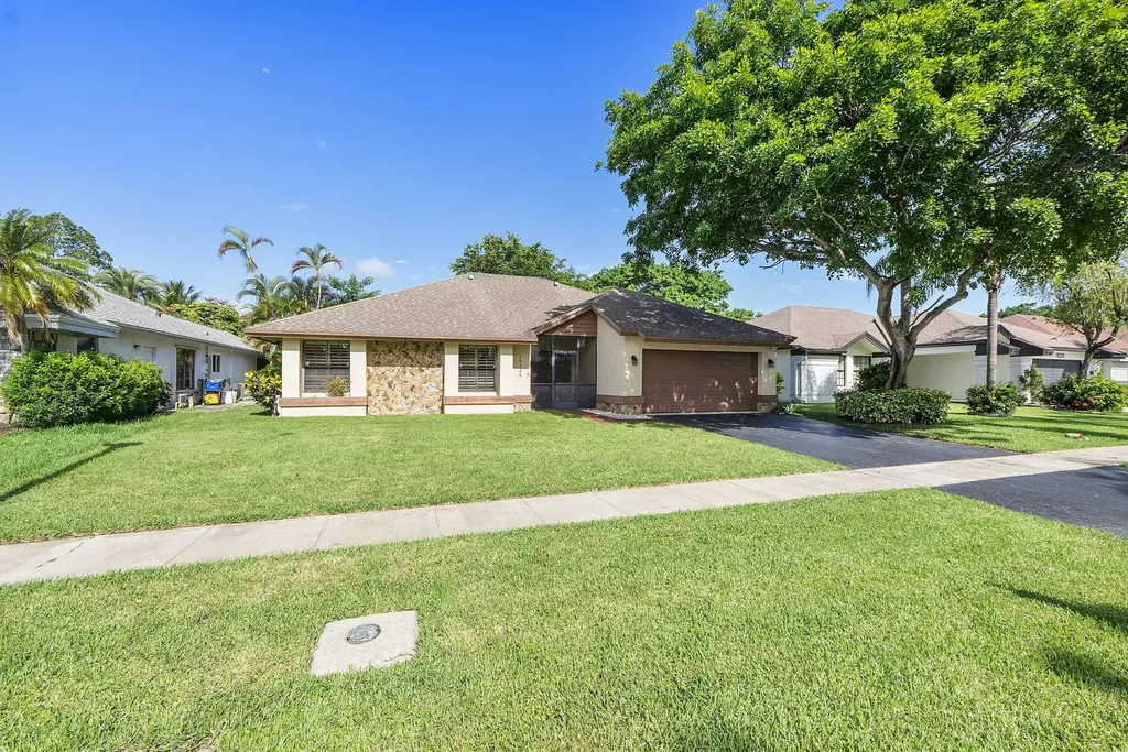 18324 181st Circle S Boca Raton FL 33498