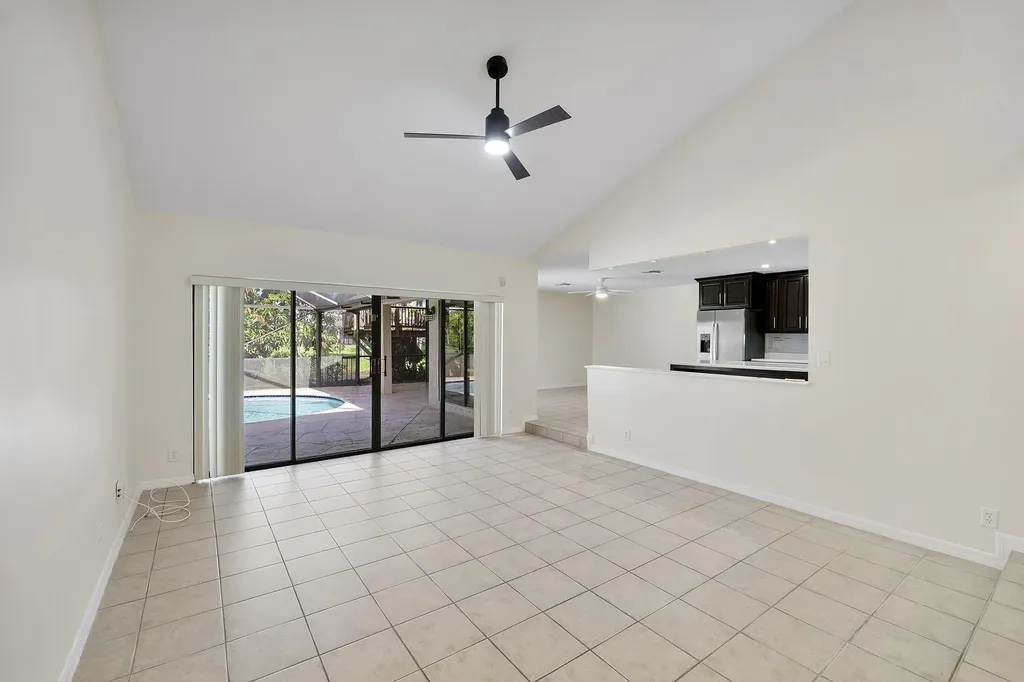 18324 181st Circle S Boca Raton FL 33498