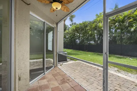 20970 Via Oleander Boca Raton FL 33428