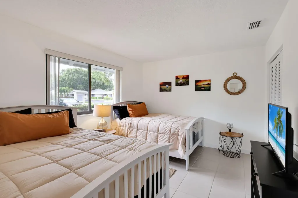 526 Club Drive Palm Beach Gardens FL 33418