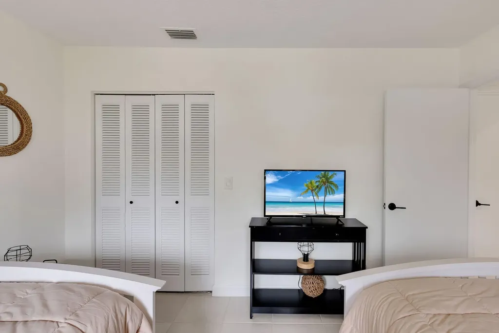 526 Club Drive Palm Beach Gardens FL 33418