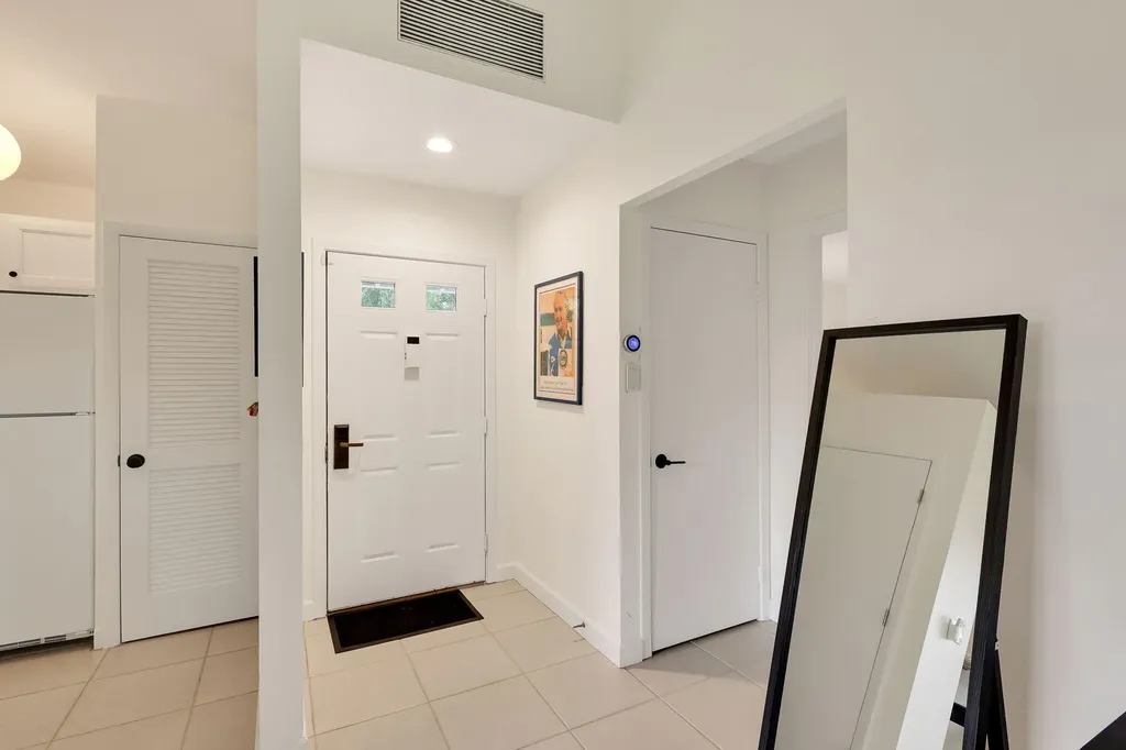 526 Club Drive Palm Beach Gardens FL 33418