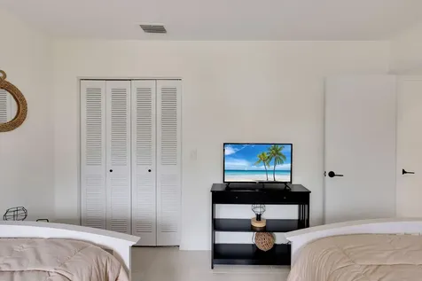 526 Club Drive Palm Beach Gardens FL 33418