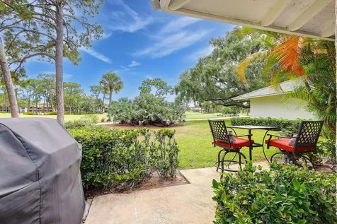 526 Club Drive Palm Beach Gardens FL 33418
