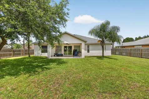6115 NW Nolia Court Port St Lucie FL 34983