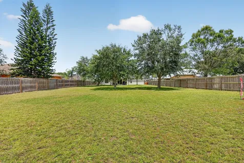 6115 NW Nolia Court Port St Lucie FL 34983