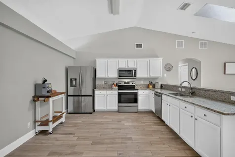 6115 NW Nolia Court Port St Lucie FL 34983