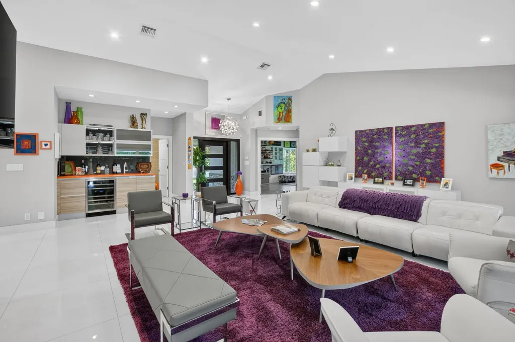 3245 St James Drive Boca Raton FL 33434