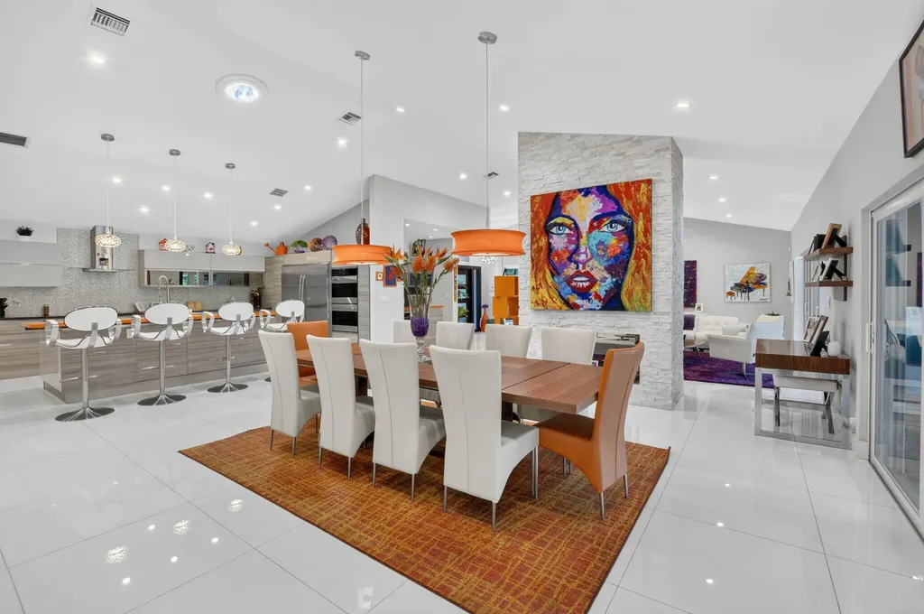 3245 St James Drive Boca Raton FL 33434