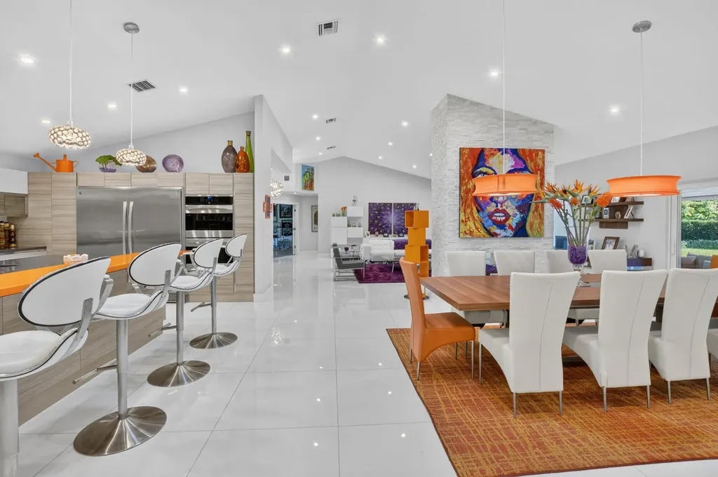 3245 St James Drive Boca Raton FL 33434
