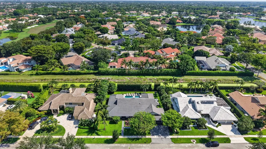 3245 St James Drive Boca Raton FL 33434