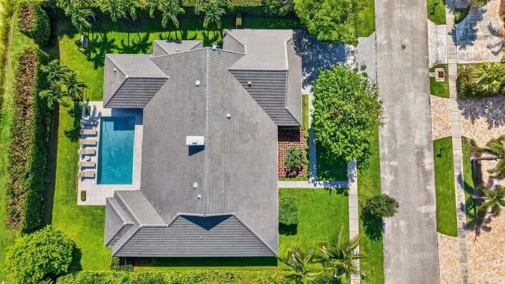 3245 St James Drive Boca Raton FL 33434