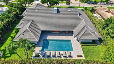 3245 St James Drive Boca Raton FL 33434