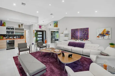 3245 St James Drive Boca Raton FL 33434