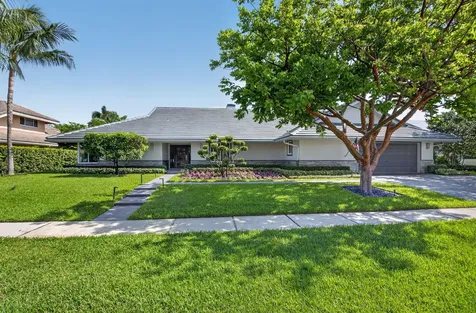 3245 St James Drive Boca Raton FL 33434