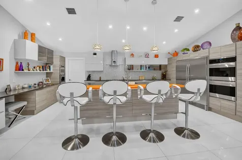 3245 St James Drive Boca Raton FL 33434