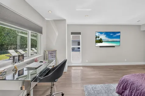 3245 St James Drive Boca Raton FL 33434