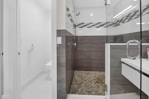 3245 St James Drive Boca Raton FL 33434