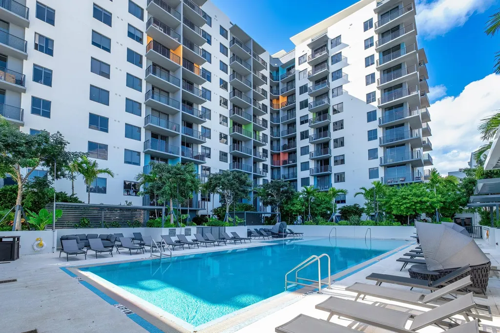 600 N Andrews Avenue Fort Lauderdale FL 33311